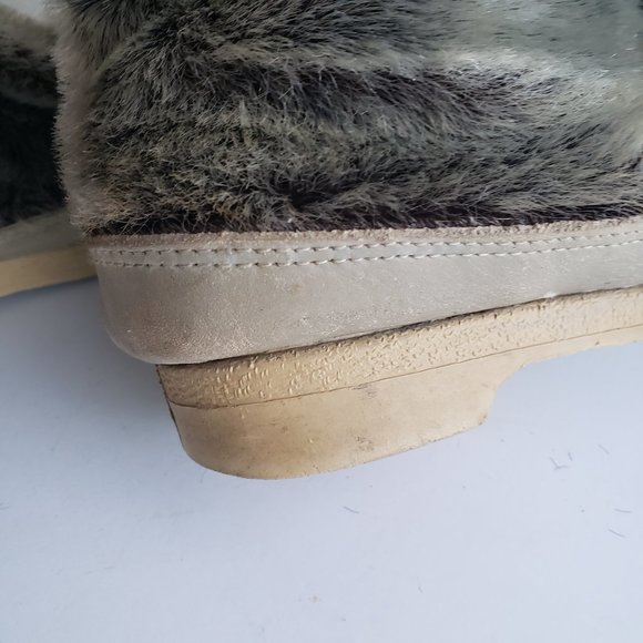 Vintage 70s/80s Faux seal fur Boots by Snowland - Picture 9 of 16
